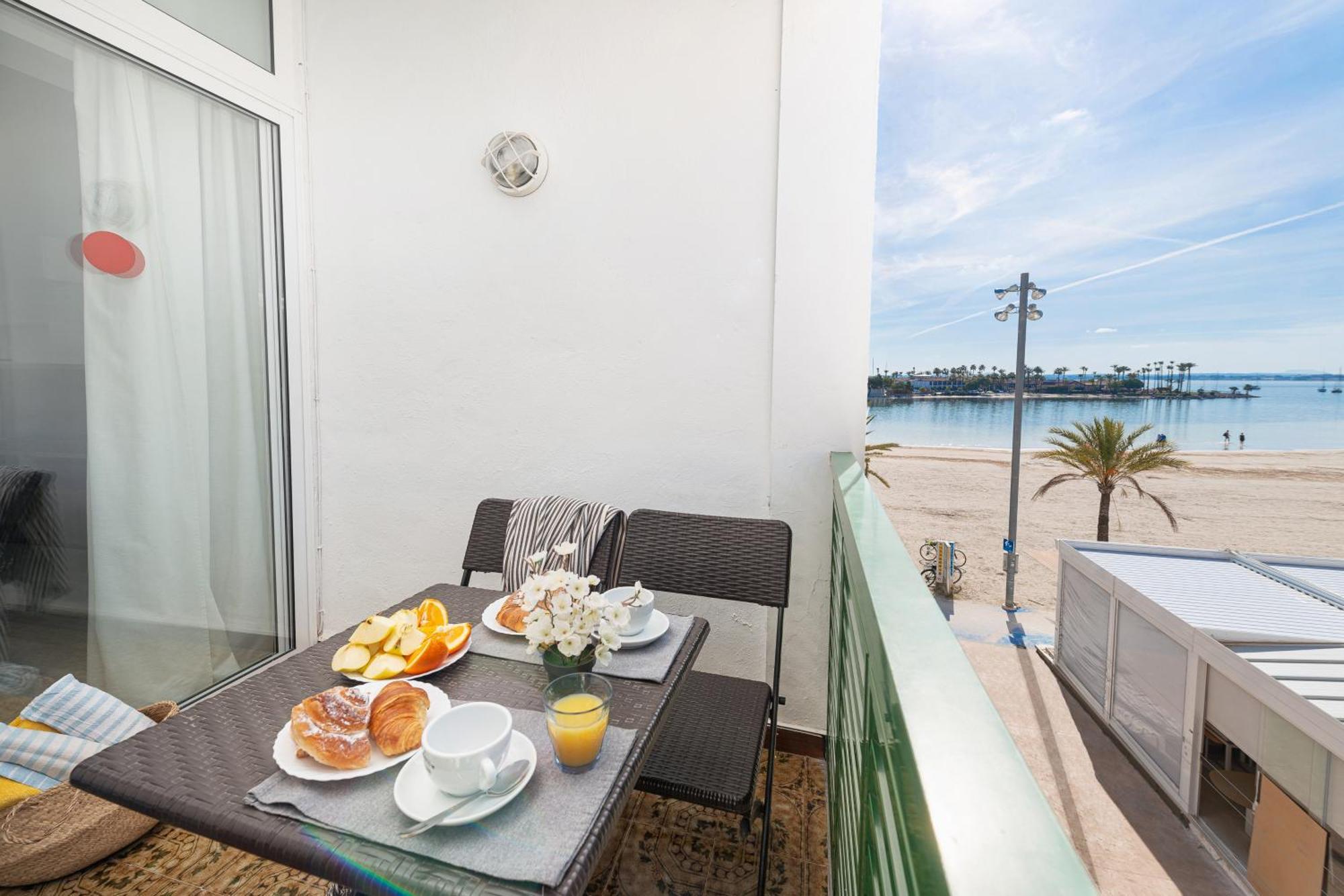 Apartment Xara Torres, At The Beach Of Alcudia Port d'Alcúdia Exteriér fotografie